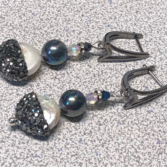 Genuine biwa pearl and marcasite earrings-classics! - Picture 11 of 12